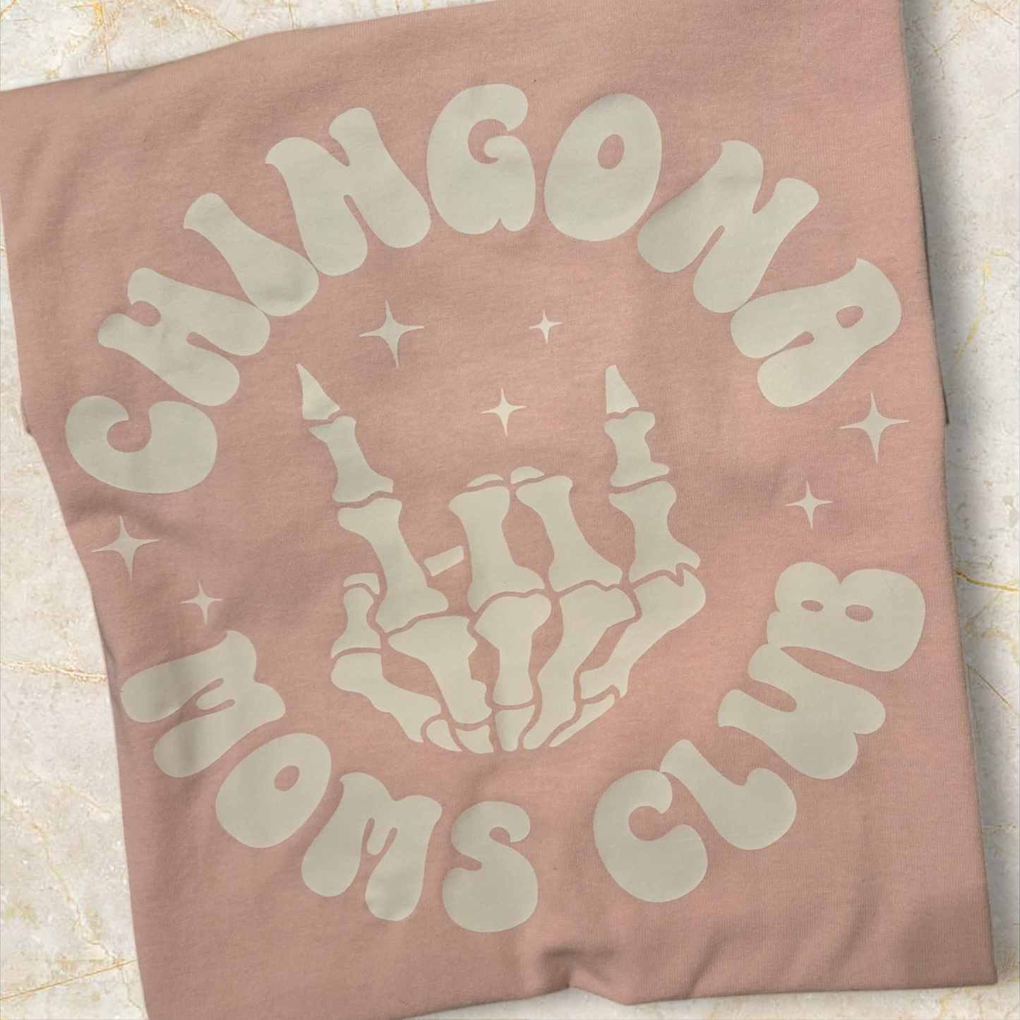 Chingona Moms Club Tee